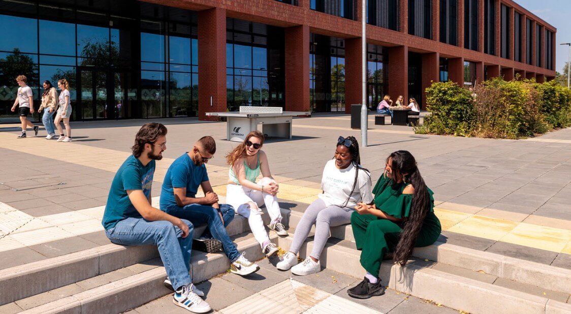 Staffordshire University 史丹福郡大學校園3