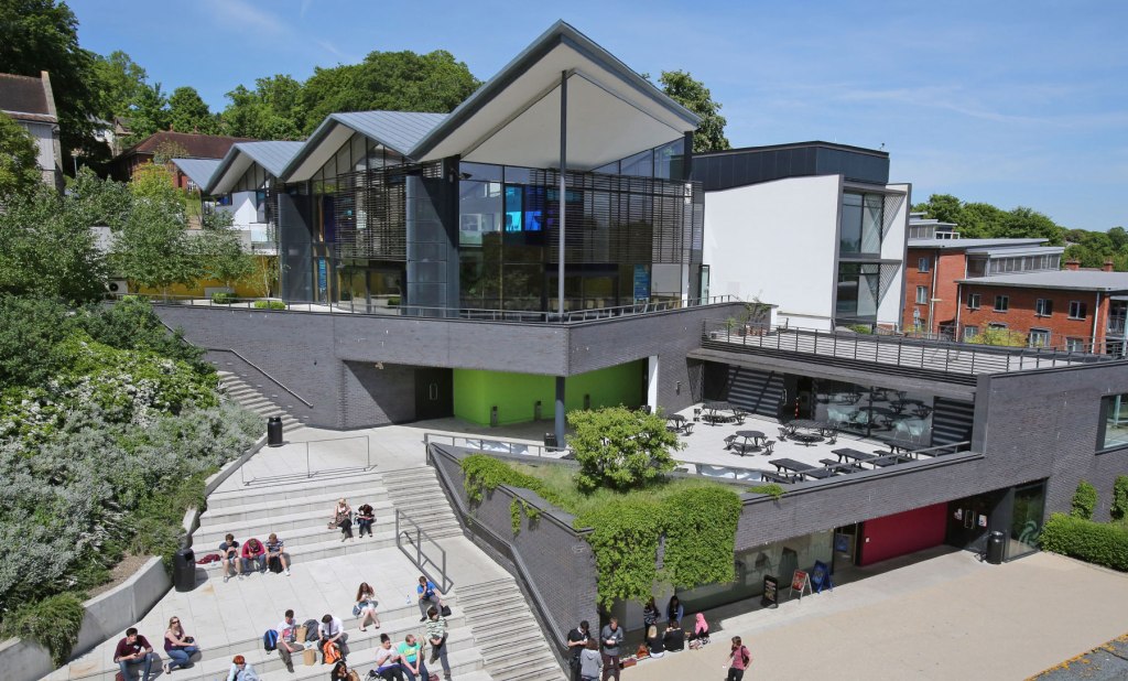 University of Winchester 溫徹斯特大學校園2