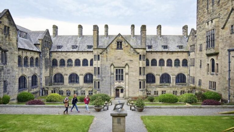Bangor University-班戈大學校園1
