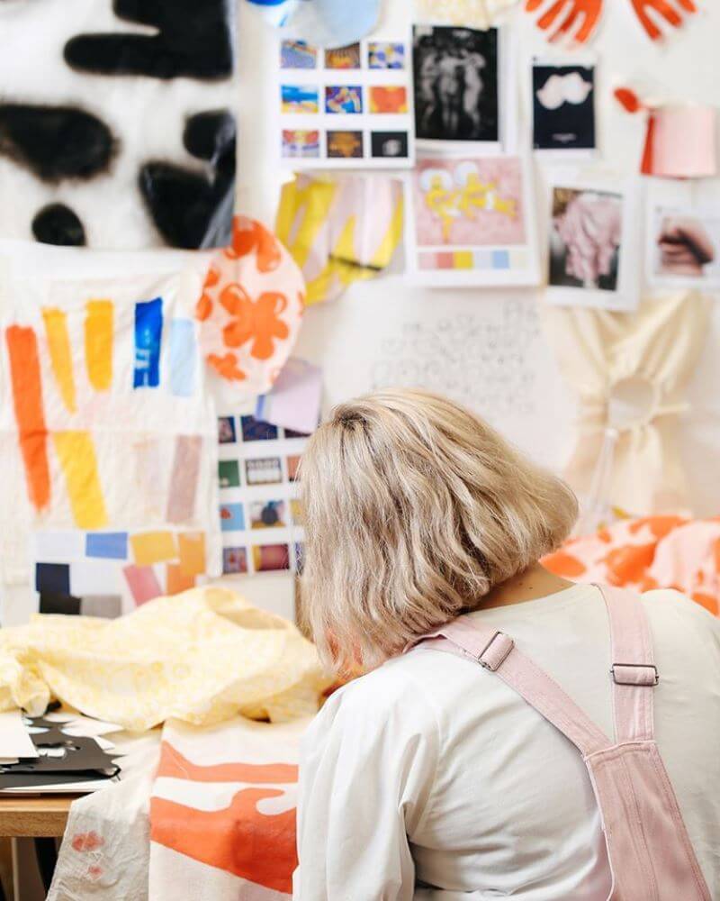 感謝津橋兩位顧問美女們的幫忙，讓我陸續收到申請學校的offer~