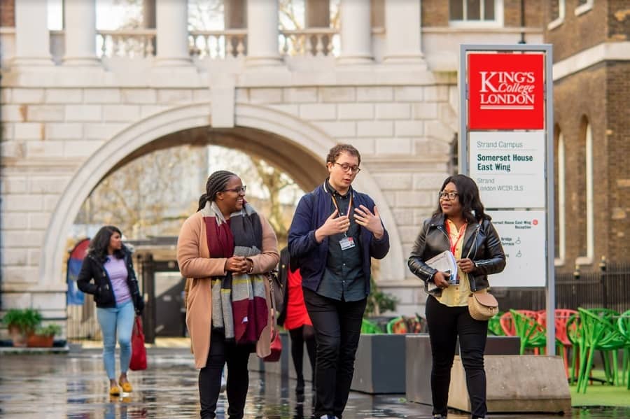 疫苗、住宿、簽證，津橋也都非常主動提供很多幫助，過程中也是有問必答