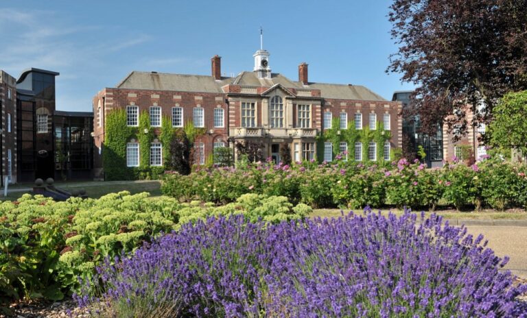 University of Hull 赫爾大學校園 1