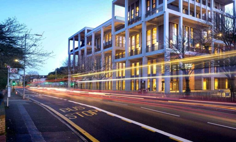 Kingston University London 金斯頓大學校園1