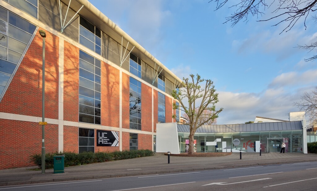 University for the Creative Arts 創意藝術大學校園3