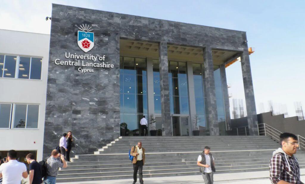 University of Lancashire 蘭開夏大學校園 1