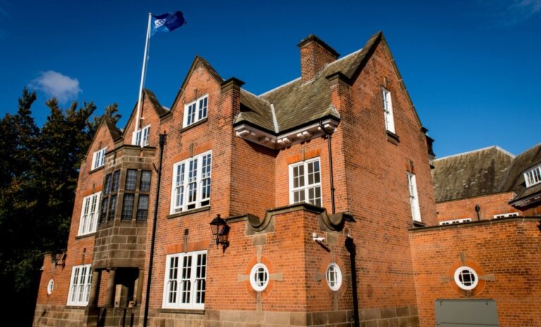 University of Derby 德比大學校園1