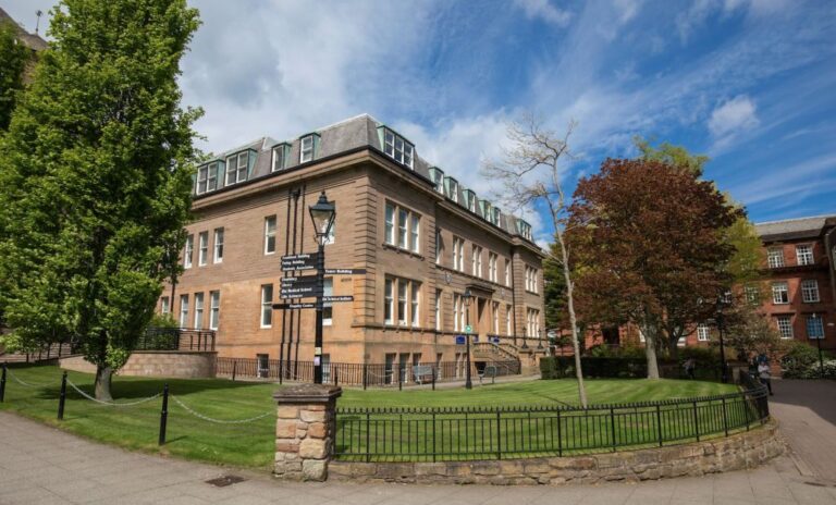 University of Dundee 鄧迪大學校園1