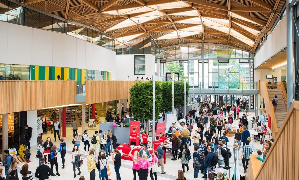 University of Exeter 埃克塞特大學校園 4