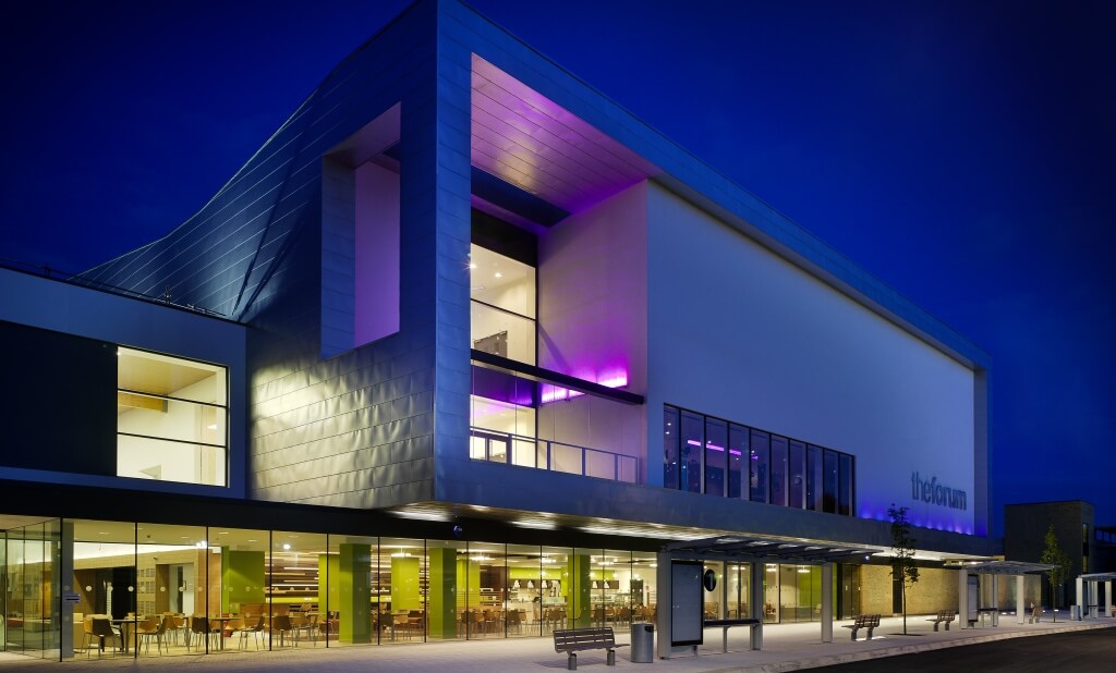 University of Hertfordshire 赫特福德大學校園 3