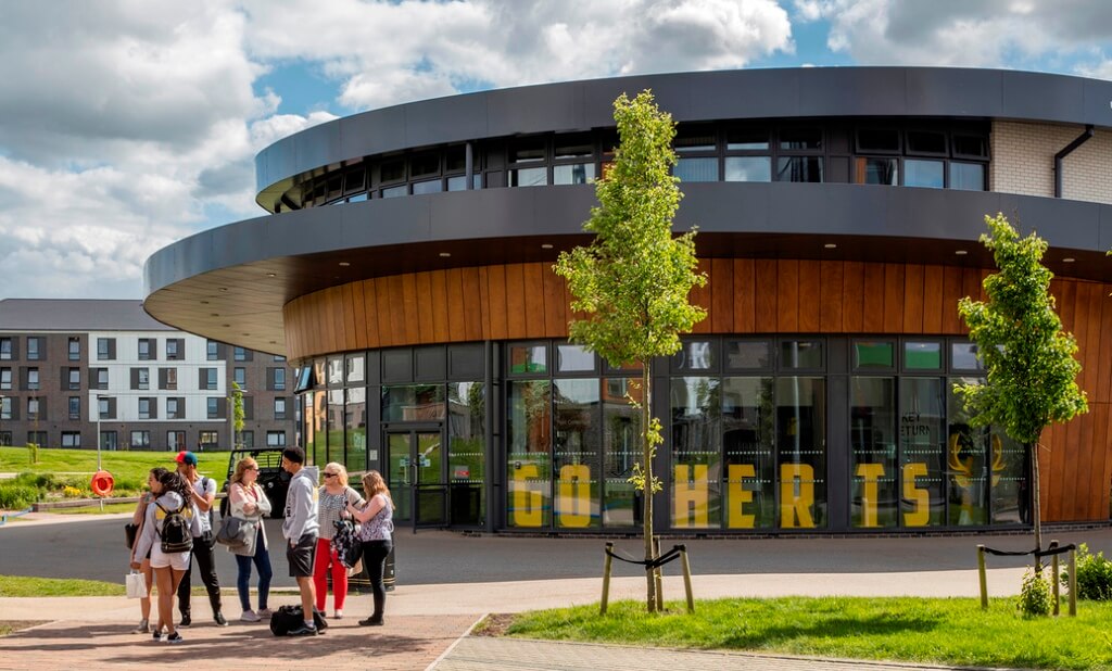 University of Hertfordshire 赫特福德大學校園 5