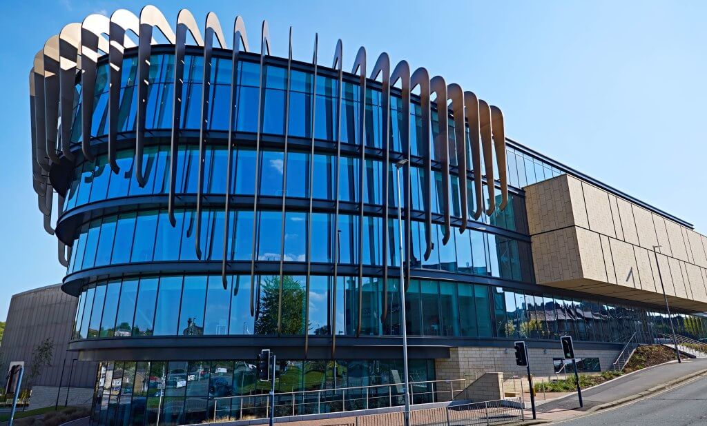 University of Huddersfield 赫德斯菲爾德大學校園1
