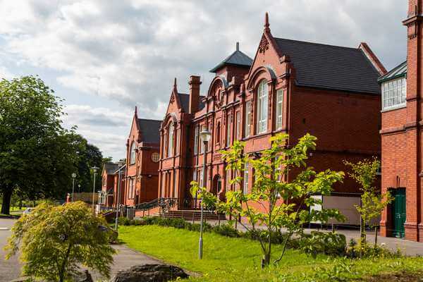 University of South Wales 南威爾斯大學校園 3