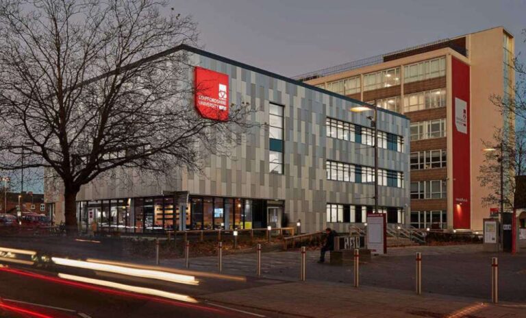 Staffordshire University 史丹福郡大學校園1