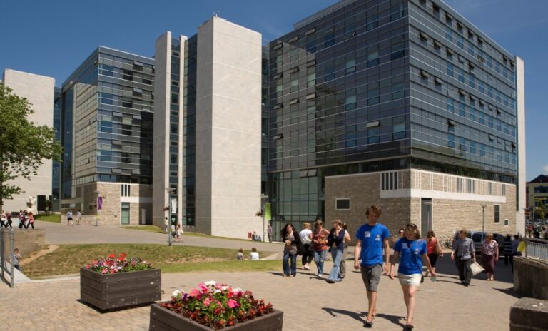 University of Plymouth 普里茅茲大學校園1