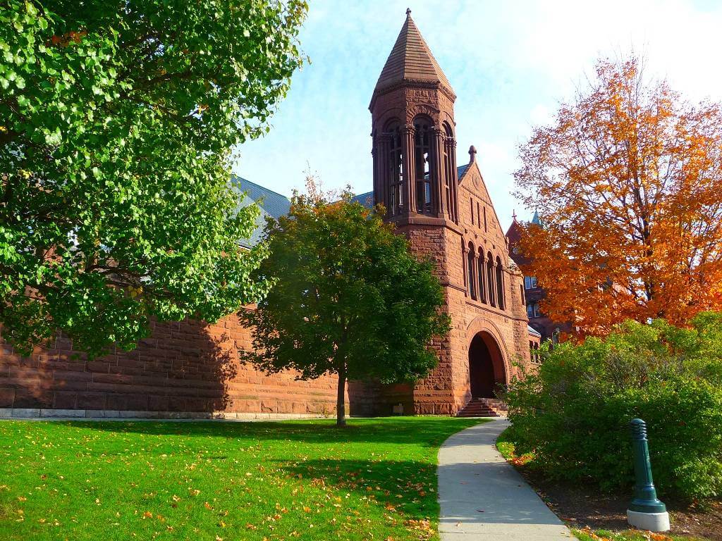University of Vermont 佛蒙特大學校園2