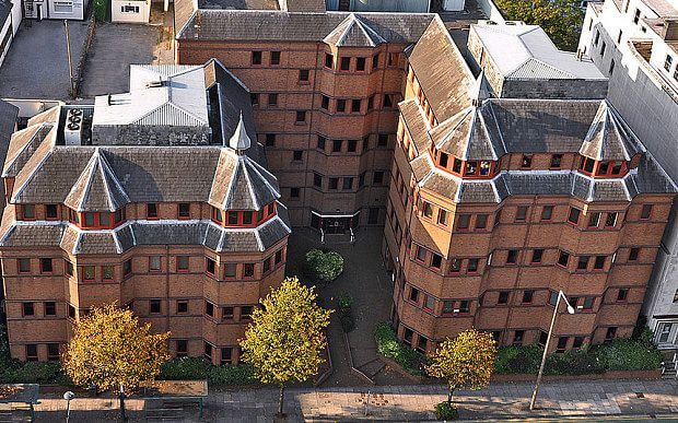 Cardiff Sixth Form College 卡迪夫學院校園2