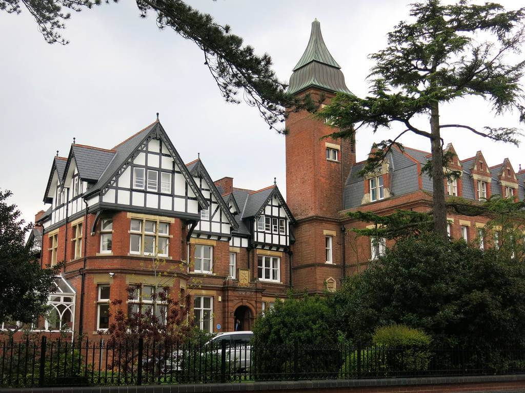 Dean Close School 丁克洛斯中學校園3