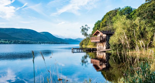 學校離英國最著名的湖區國家公園 Lake District 僅約30分鐘車程